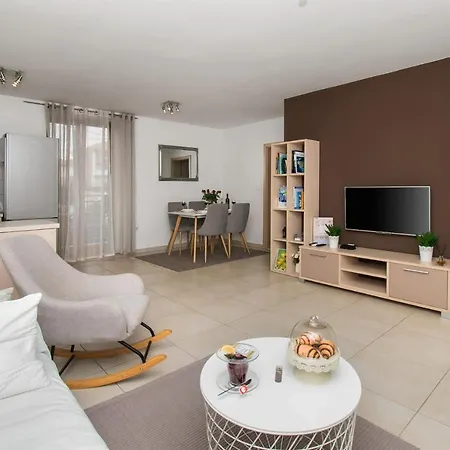Wishing Well Apartment